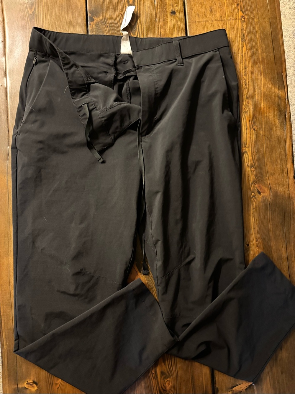 Fabletics Men's Black Golf Pants